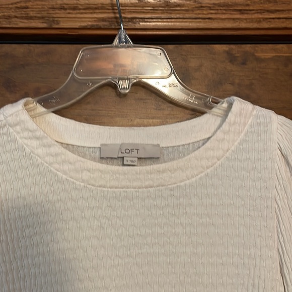 LOFT Stretchy Casual Top Size S Cream - Picture 2 of 4